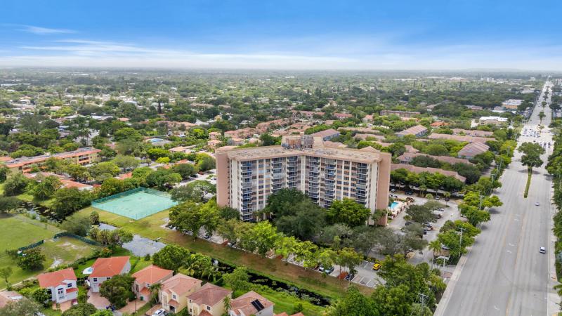  Condo & Townhome Photos