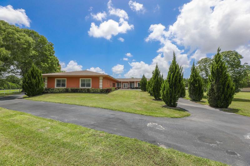  Single Family Homes Photo 2:  Parkland,  FL 33067