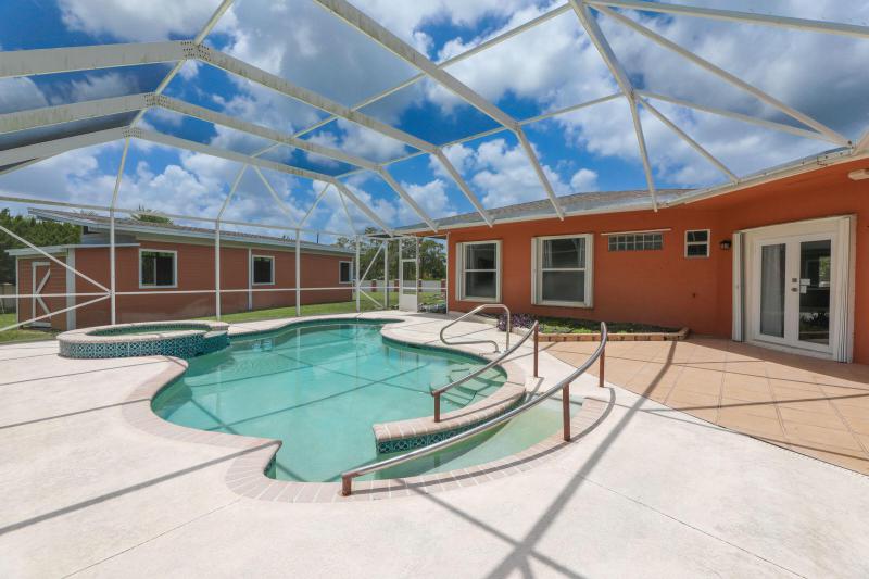  Single Family Homes Photo 38:  Parkland,  FL 33067