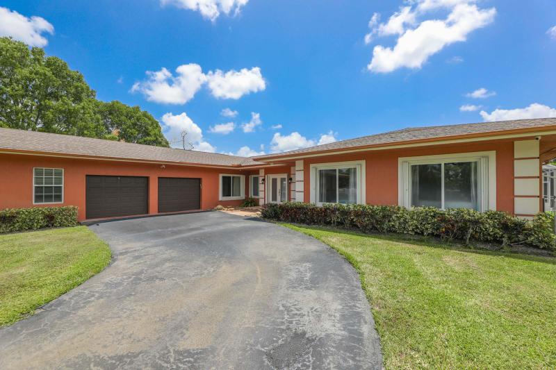  Single Family Homes Photo 5:  Parkland,  FL 33067