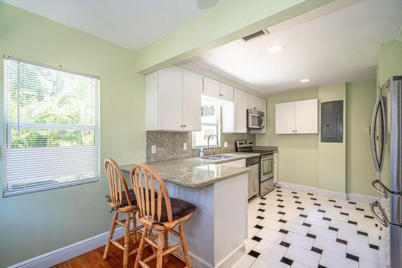 Duplex, Triplex and Fourplex Images