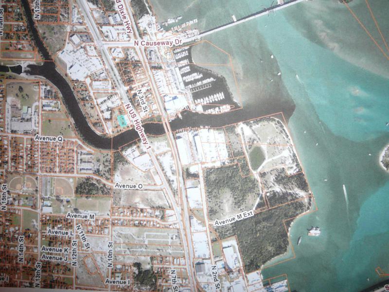  Commercial & Industrial Land Images 