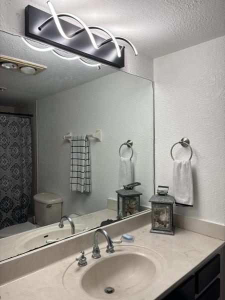  Condo & Townhome Photos