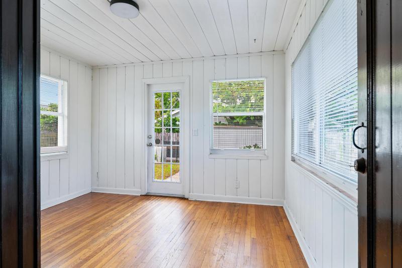 Duplex, Triplex and Fourplex Images