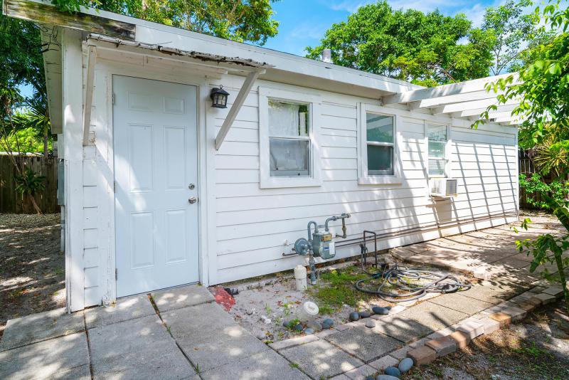 Duplex, Triplex and Fourplex Images