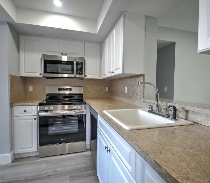  Condo & Townhome Photos