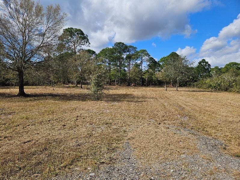  Commercial & Industrial Land Images 