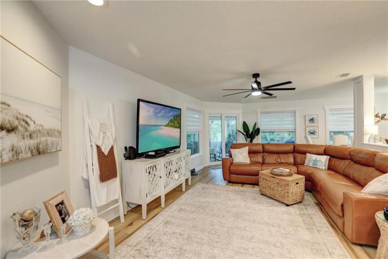  Single Family Homes Photo 10:  Sebastian,  FL 32958