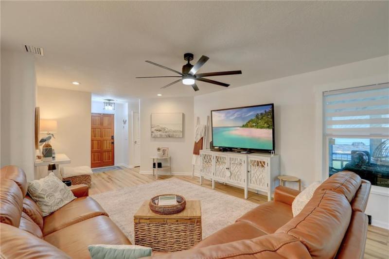  Single Family Homes Photo 13:  Sebastian,  FL 32958