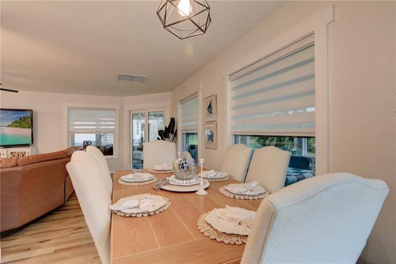  Single Family Homes Photo 16:  Sebastian,  FL 32958