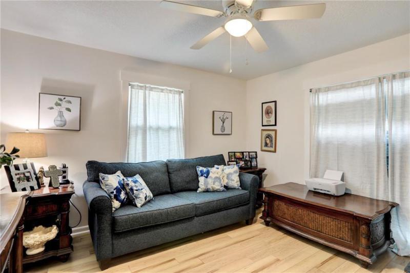  Single Family Homes Photo 29:  Sebastian,  FL 32958