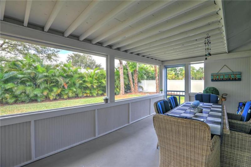  Single Family Homes Photo 37:  Sebastian,  FL 32958