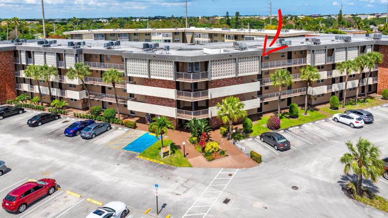  Condo & Townhome Photos
