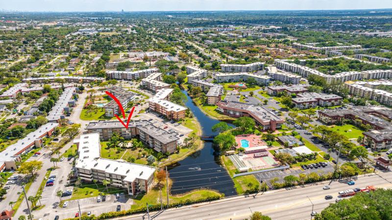  Condo & Townhome Photos