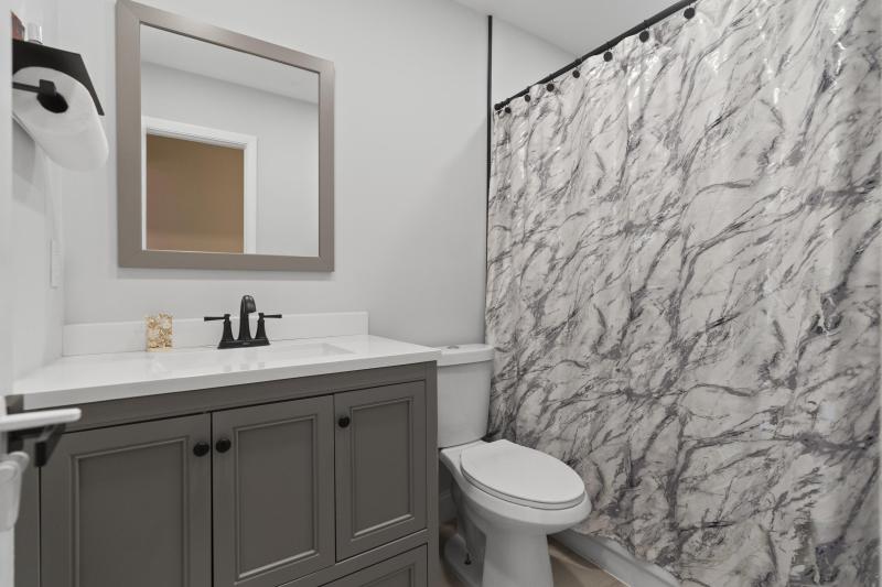  Condo & Townhome Photos