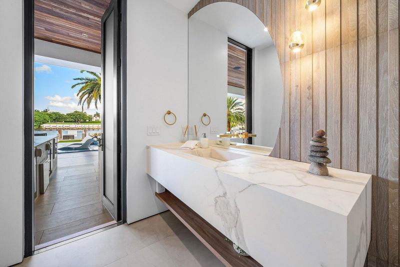  Single Family Homes Photo 108:  Lighthouse Point,  FL 33064