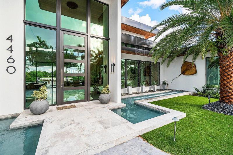  Single Family Homes Photo 11:  Lighthouse Point,  FL 33064