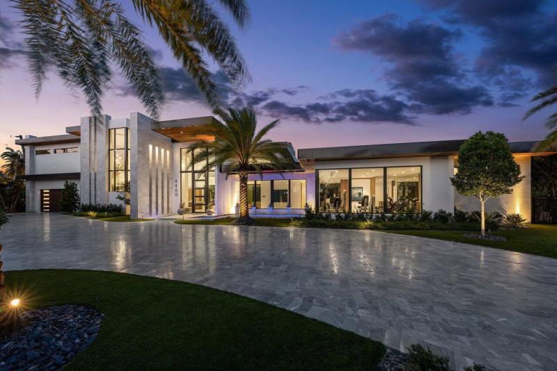  Single Family Homes Photo 4:  Lighthouse Point,  FL 33064