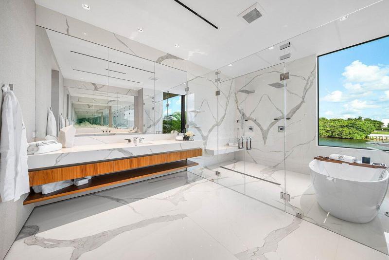  Single Family Homes Photo 43:  Lighthouse Point,  FL 33064