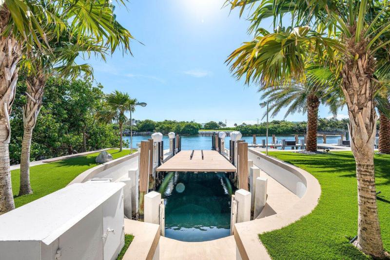  Single Family Homes Photo 81:  Lighthouse Point,  FL 33064