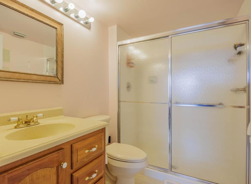  Condo & Townhome Photos