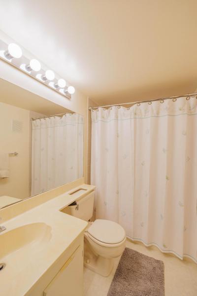  Condo & Townhome Photos