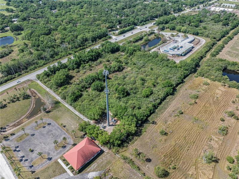  Commercial & Industrial Land Images 