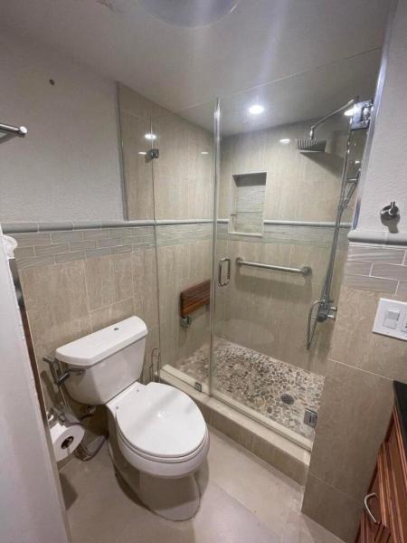  Condo & Townhome Photos