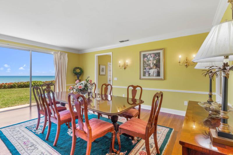  Single Family Homes Photo 9:  Jupiter Island,  FL 33455
