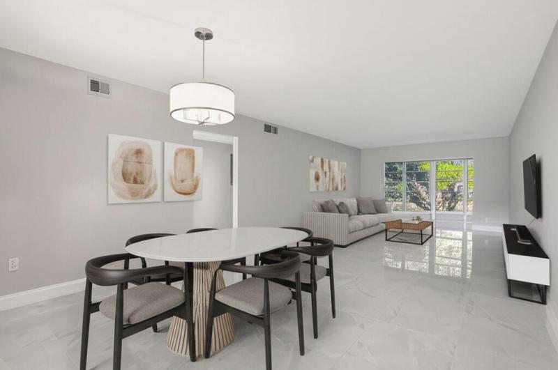  Condo & Townhome Photos