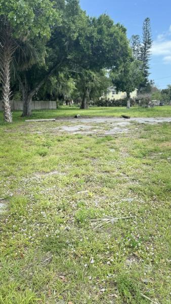  Commercial & Industrial Land Images 