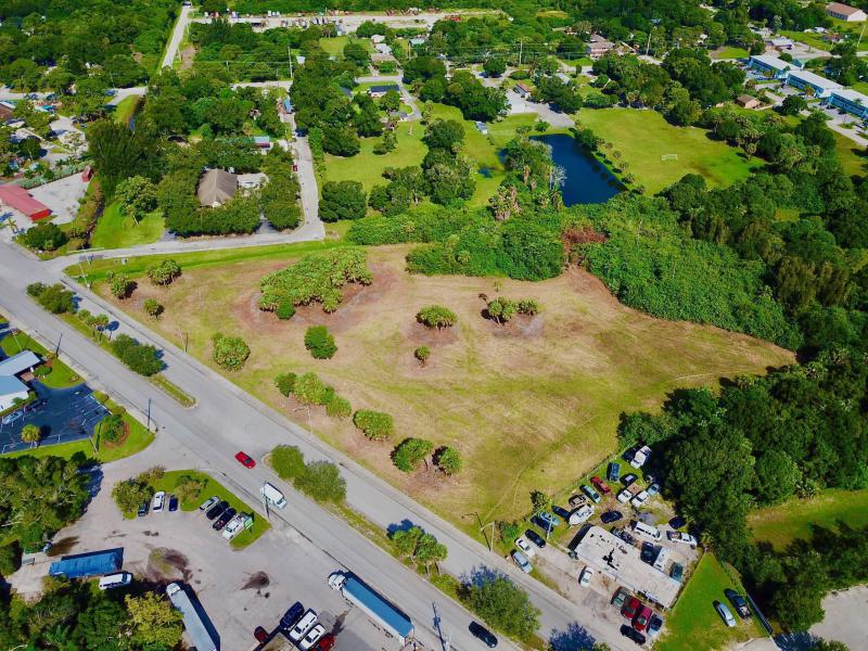  Commercial & Industrial Land Images 