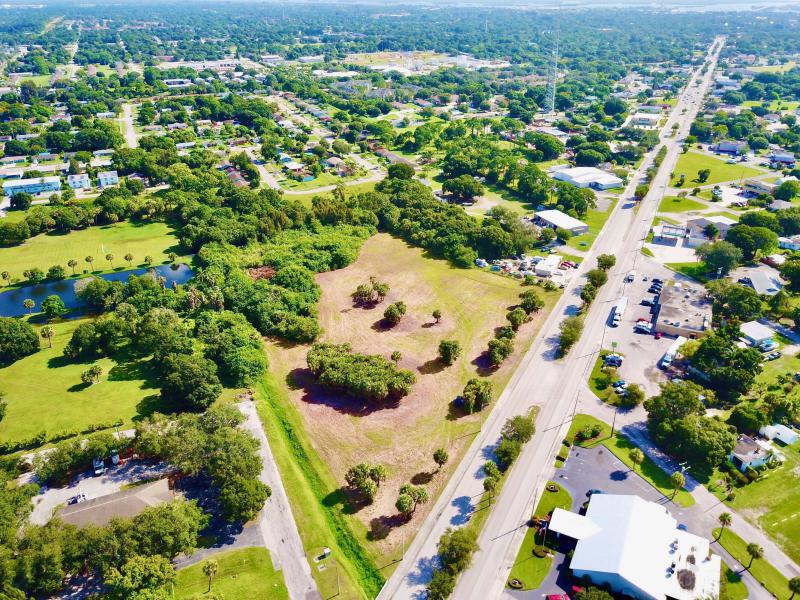  Commercial & Industrial Land Images 