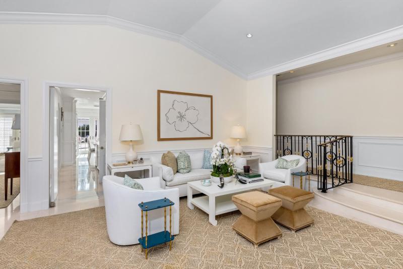 Single Family Homes Photo 13:  Palm Beach,  FL 33480