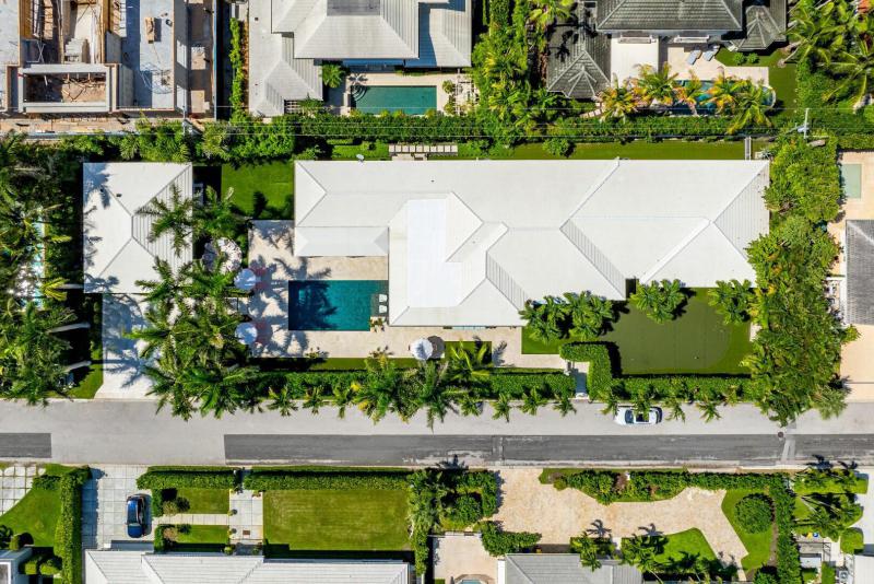  Single Family Homes Photo 3:  Palm Beach,  FL 33480