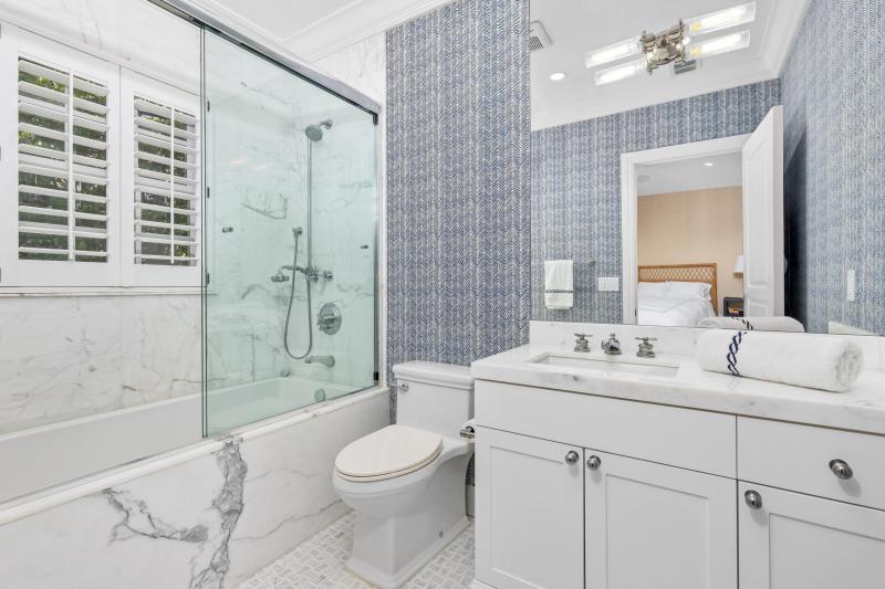  Single Family Homes Photo 51:  Palm Beach,  FL 33480