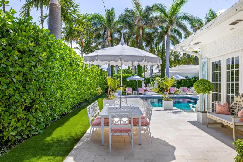  Single Family Homes Photo 55:  Palm Beach,  FL 33480