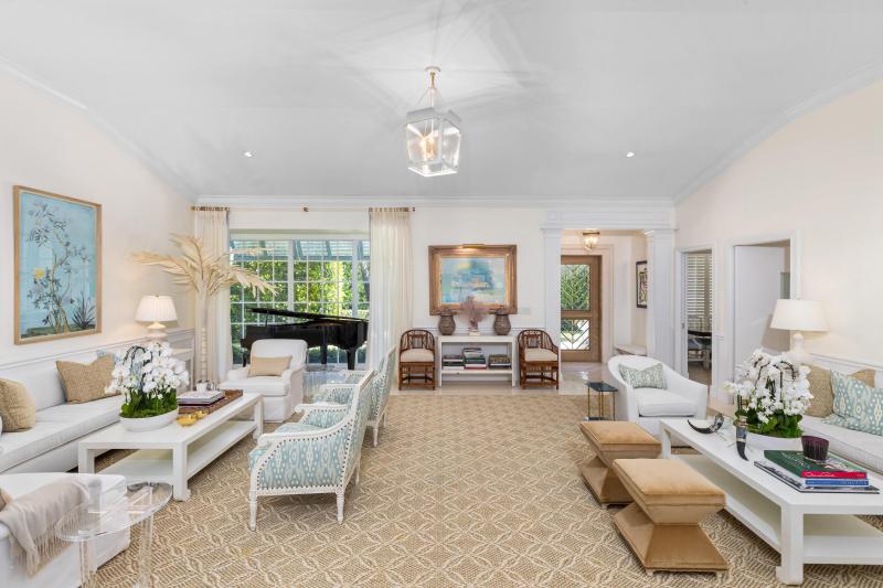  Single Family Homes Photo 9:  Palm Beach,  FL 33480