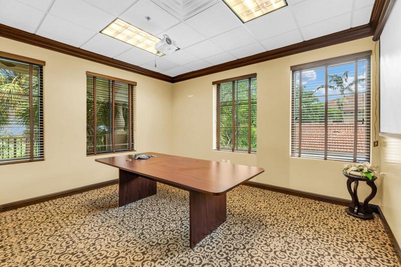  Commercial & Industrial Images