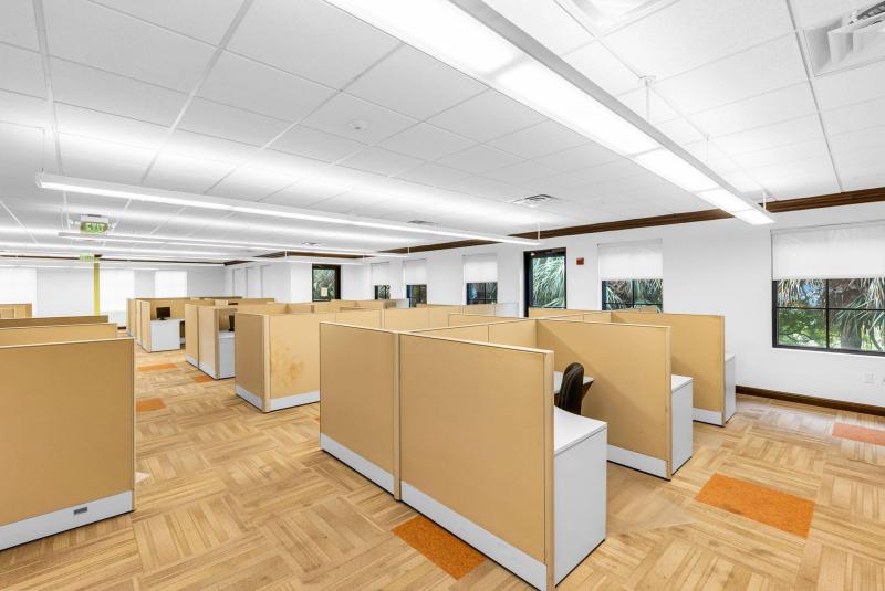  Commercial & Industrial Images