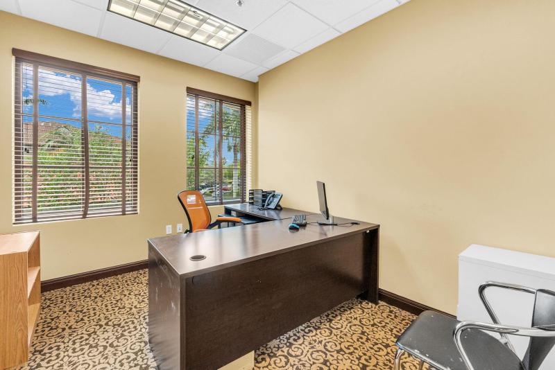  Commercial & Industrial Images