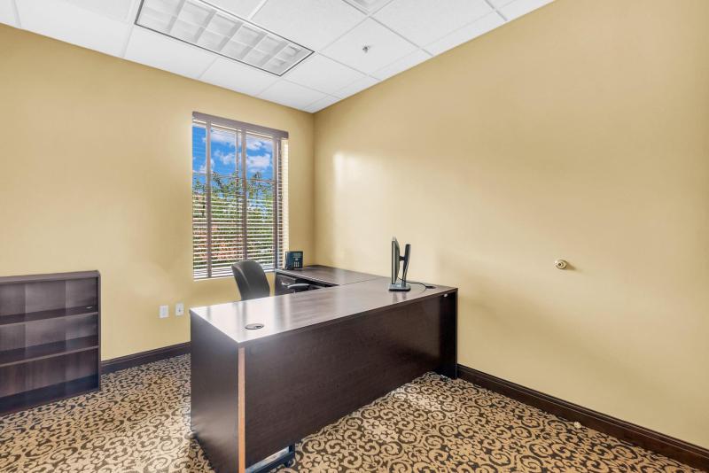  Commercial & Industrial Images