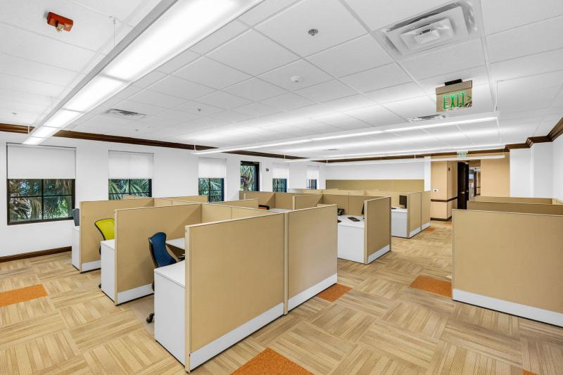  Commercial & Industrial Images