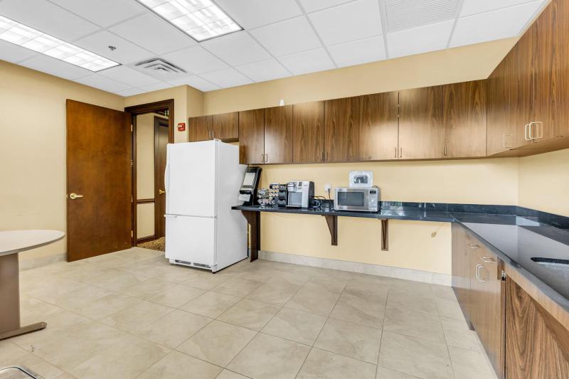  Commercial & Industrial Images