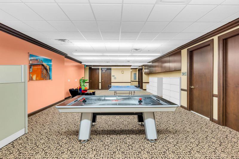  Commercial & Industrial Images