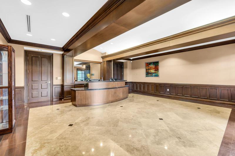  Commercial & Industrial Images