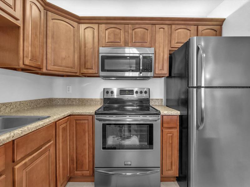  Condo & Townhome Photos