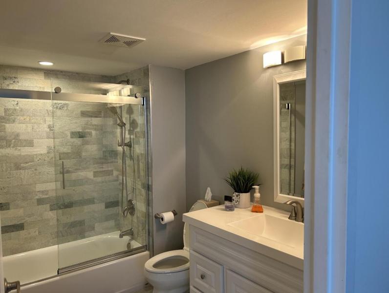  Condo & Townhome Photos