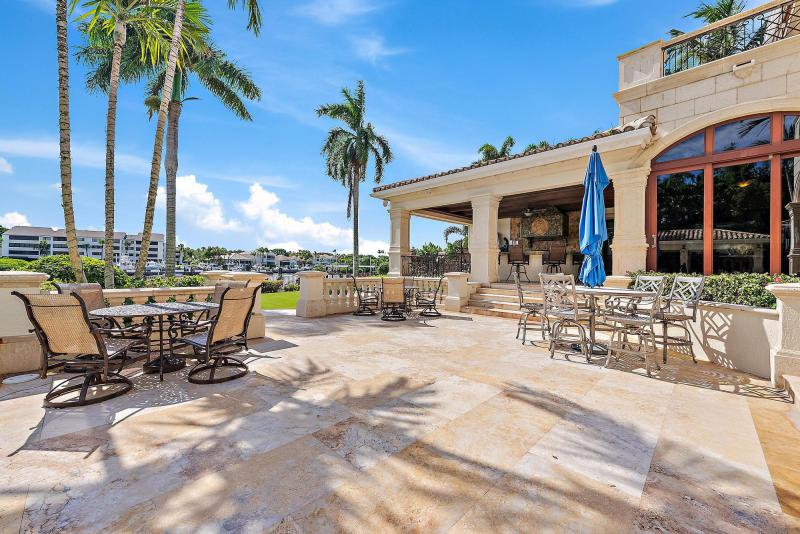  Single Family Homes Photo 12:  Palm Beach Gardens,  FL 33410