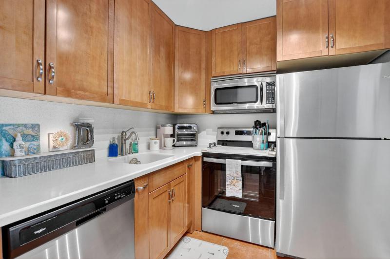 Condo & Townhome Photos